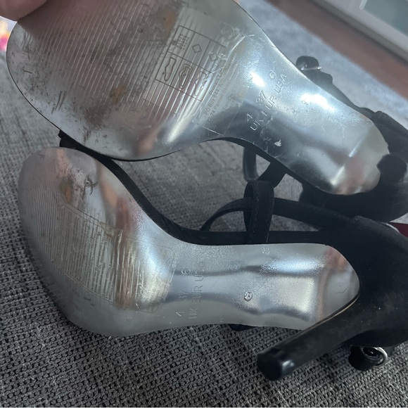 Disney Minnie Mouse Strappy Heels size 6 RARE - Picture 3 of 5